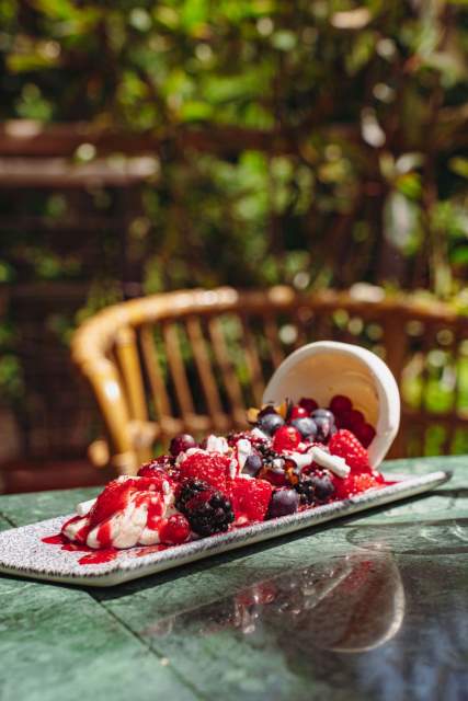 Dessert, restaurant en pleine nature proposant des brunchs à Meudon